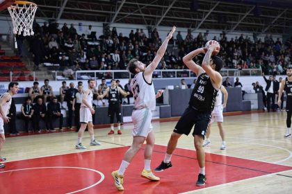 sakarya-buyuksehir-basketboldan-sezonun-ilk-transferleri