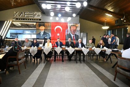 sehit-yakinlari-ve-gaziler-onuruna-yemek-programi-duzenlendi