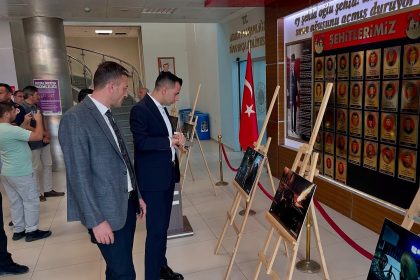 sinanpasada-zaferin-adi-turkiye-temali-15-temmuz-fotograf-sergisi-acildi