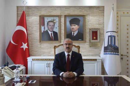 vali-toraman-15-temmuz-milletimizin-iradesine-demokrasisine-ve-devletine-kararlilikla-sahip-ciktigi-tarihi-bir-donum-noktasidir