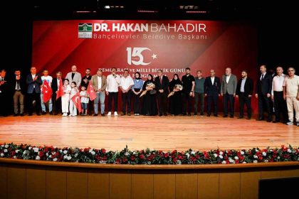 15-temmuz-sehitleri-bahcelievlerde-dualarla-anildi