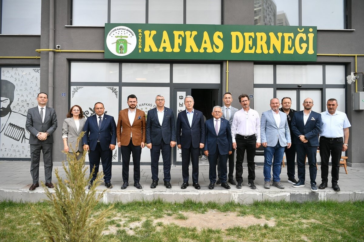 akar-ve-buyukkilictan-kayseri-kafkas-dernegine-ziyaret