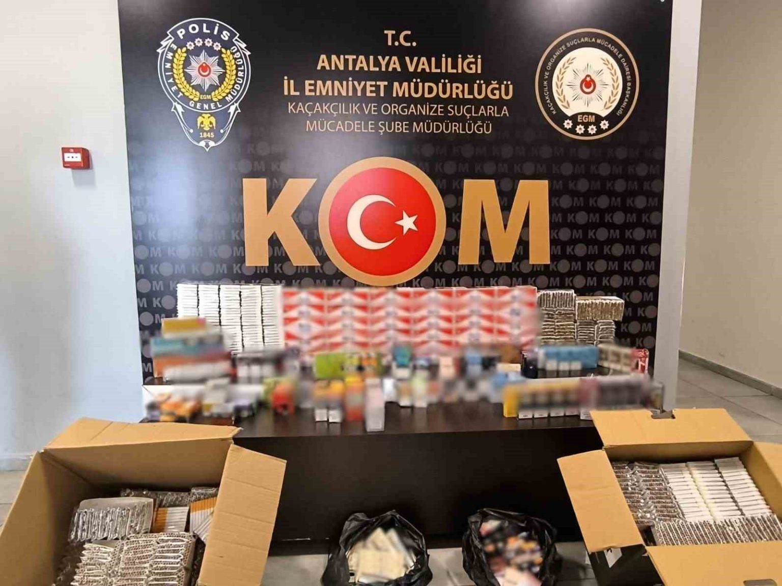 antalyada-1-haftada-kacakcilik-operasyonlarinda-12-supheliye-adli-islem
