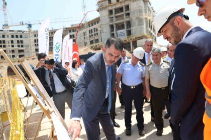 bakan-kurum-ve-bakan-gulerden-ay-yildiz-yerleskesinde-inceleme