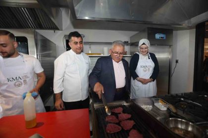 baskan-buyukkilic-mutfak-sanatlari-merkezinde-workshop-etkinliklerine-katildi