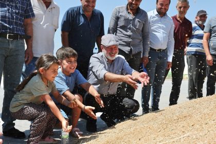 baskan-colakbayrakdar-kirsala-yatirim-ulkenin-gelecegine-yatirimdir