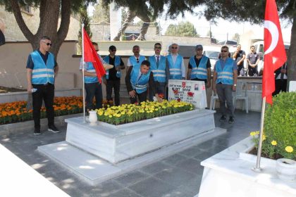 denetimli-serbeslik-mudurlugu-personelleri-15-temmuzda-sehitleri-andi