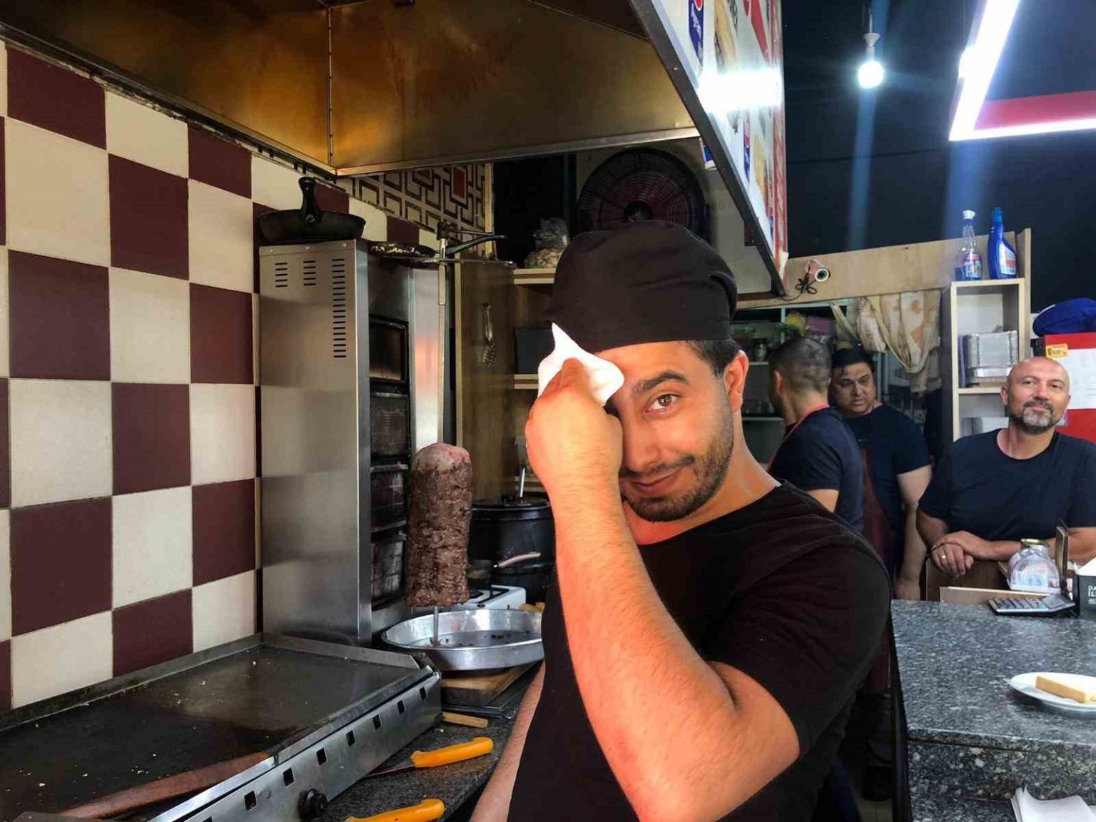 doner-ustalarinin-iki-sicak-arasindaki-zorlu-mucadelesi