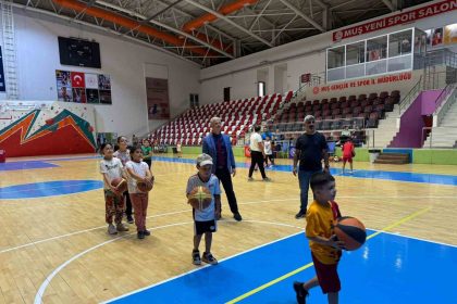 yusuf-kilic-genclerimizin-sporla-bulusmasi-bizim-en-buyuk-gucumuz