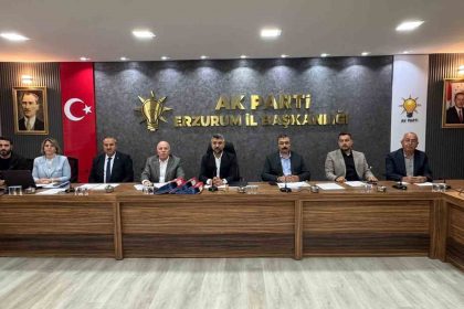 ak-parti-grubu-kucukoglu-ve-sekmen-ile-bir-araya-geldi