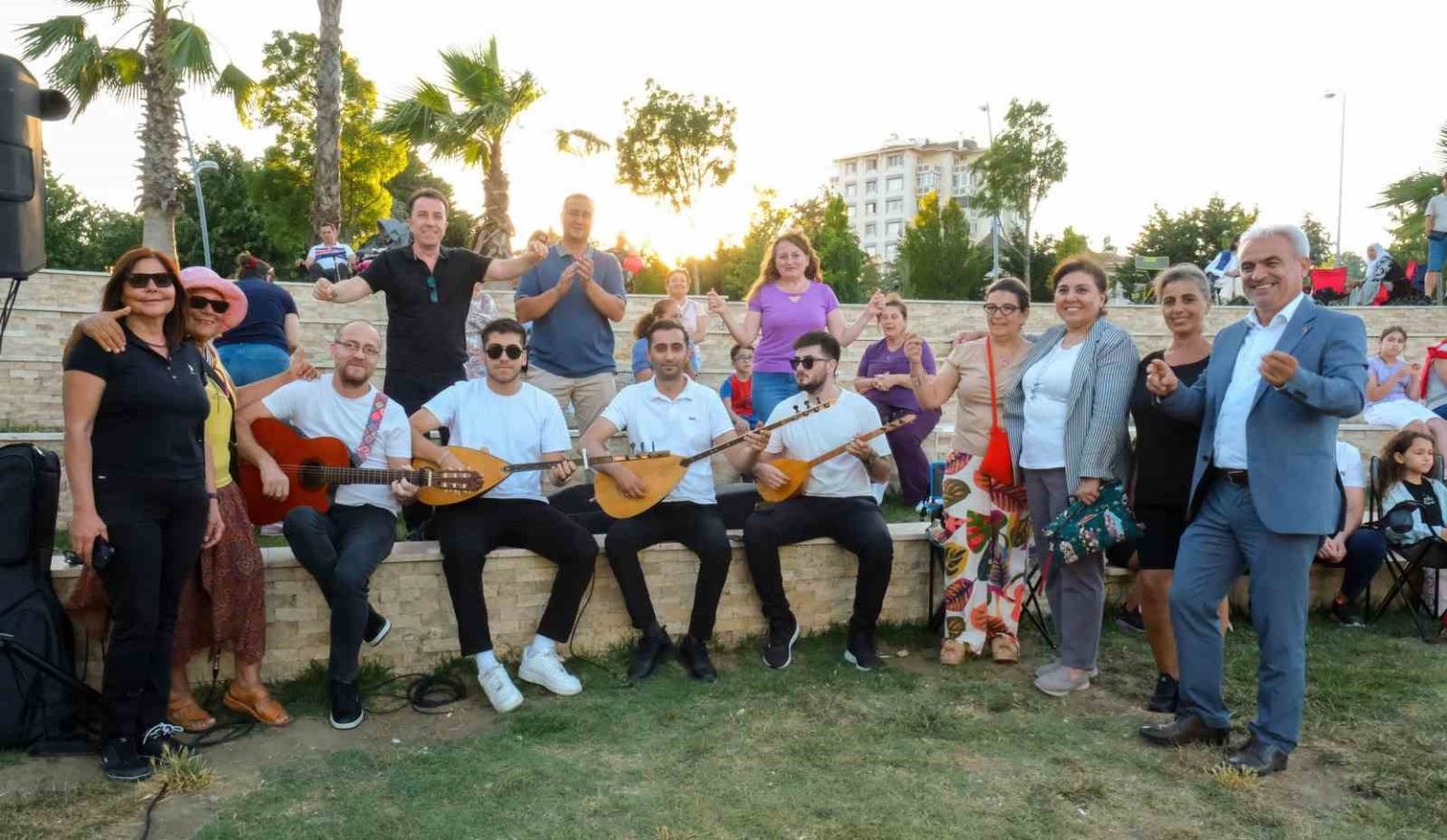 buyukcekmecede-sanat-sokaklara-tasti