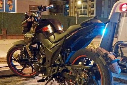 gece-saatlerinde-cevreyi-rahatsiz-eden-motosiklet-trafikten-men-edildi