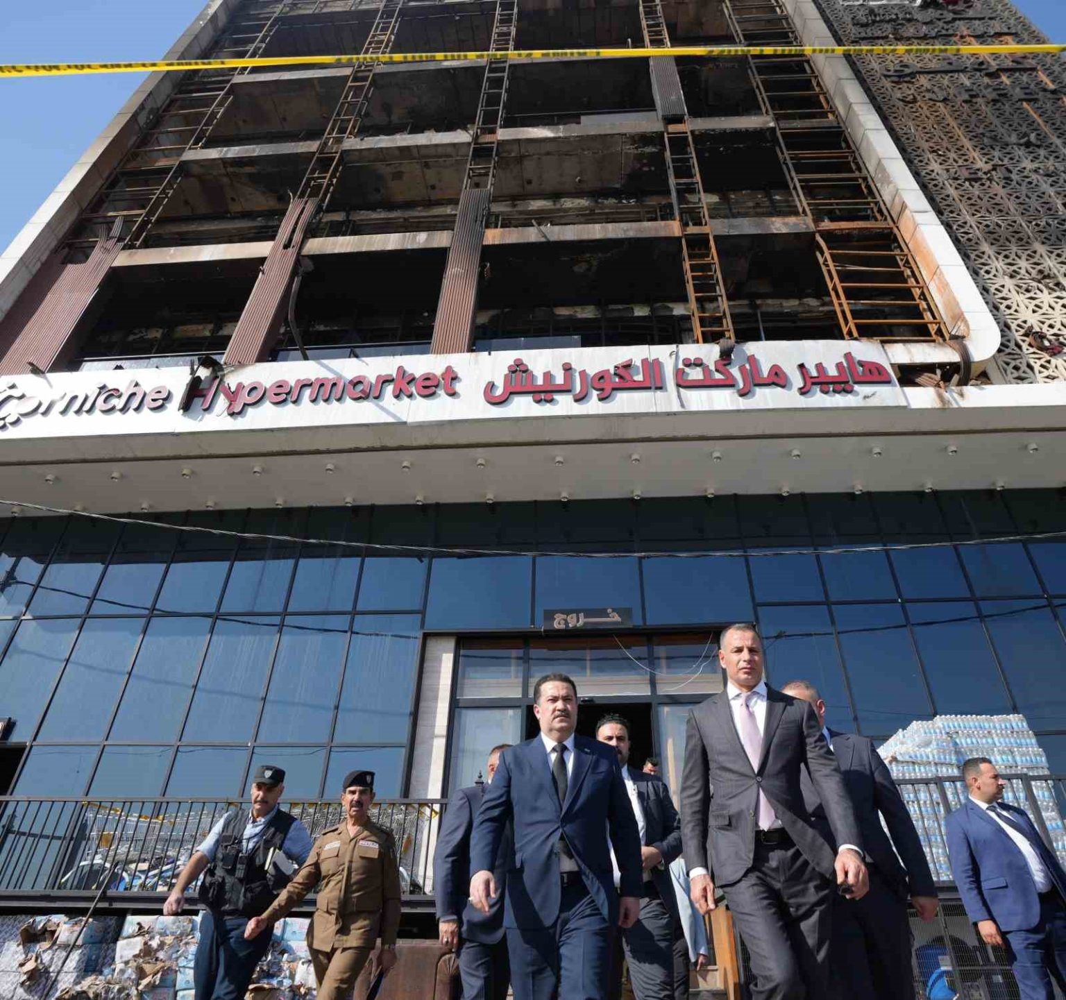 irak-basbakani-sudani-yangin-faciasinin-yasandigi-alisveris-merkezinde-incelemelerde-bulundu