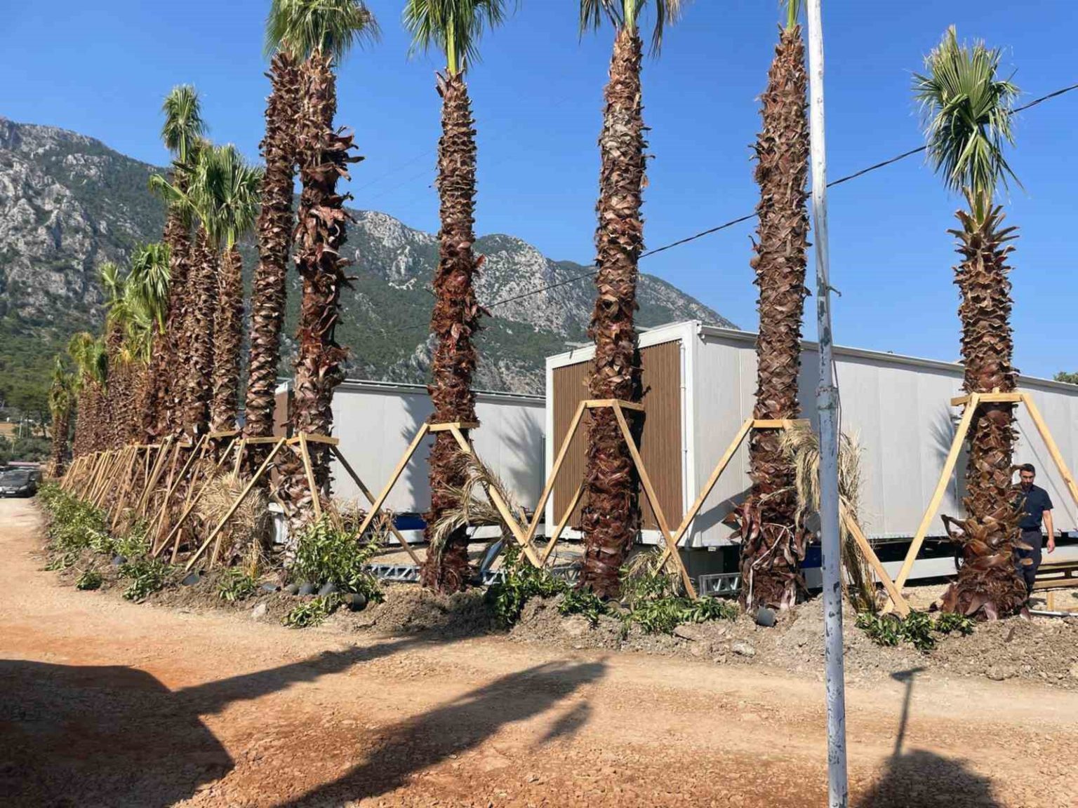 mentese-belediyesi-akbukte-11-tiny-houseu-muhurledi