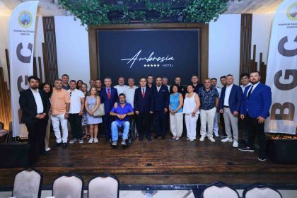 mugla-valisi-idris-akbiyik-bodrum-gazeteciler-cemiyetiyle-bulustu