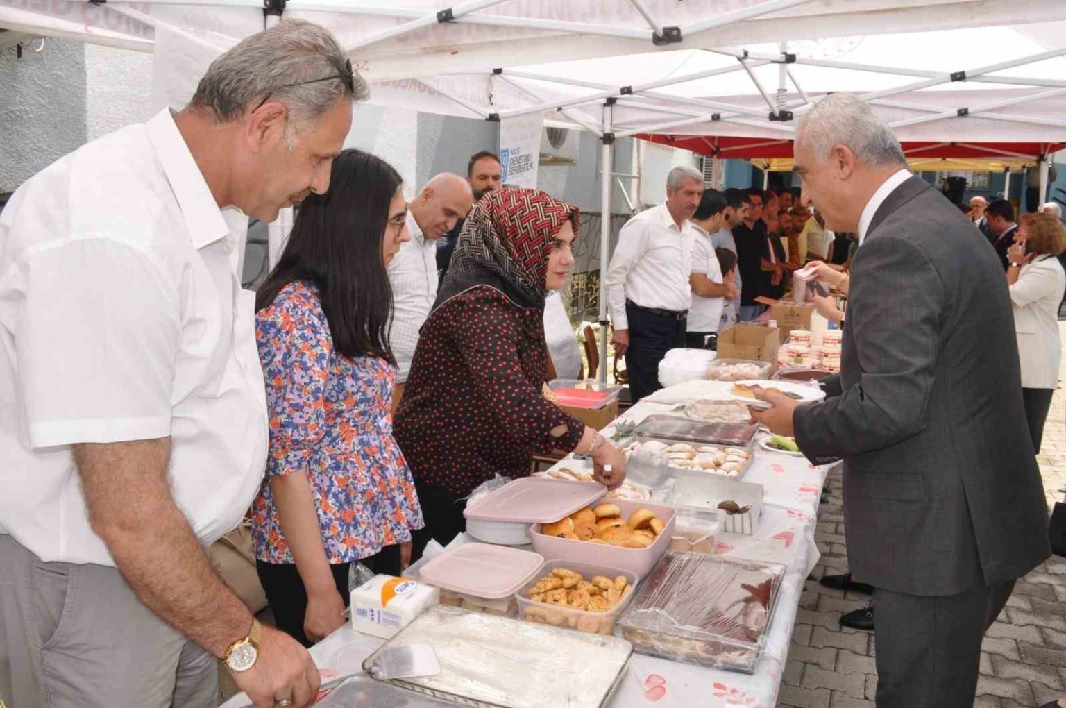mus-adliyesinde-mirac-ali-icin-umut-standi-kuruldu