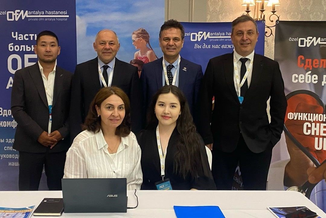 ofm-hastanesi-kazakistandaki-saglik-fuarinda-turkiyeyi-temsil-etti
