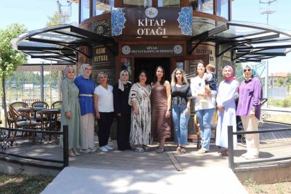 sivasta-kadinlar-kadin-programlari-izlemek-yerine-kitap-okuyor