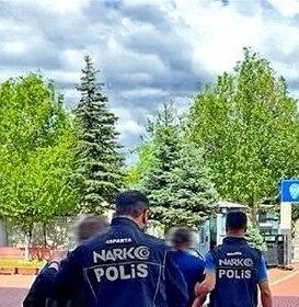uyusturucu-operasyonunda-gozaltina-alinan-2-kisi-tutuklandi