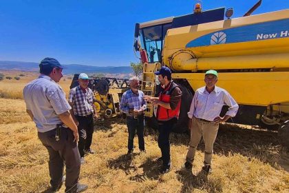 yalihuyukte-tarim-ekiplerinin-incelemeleri-suruyor