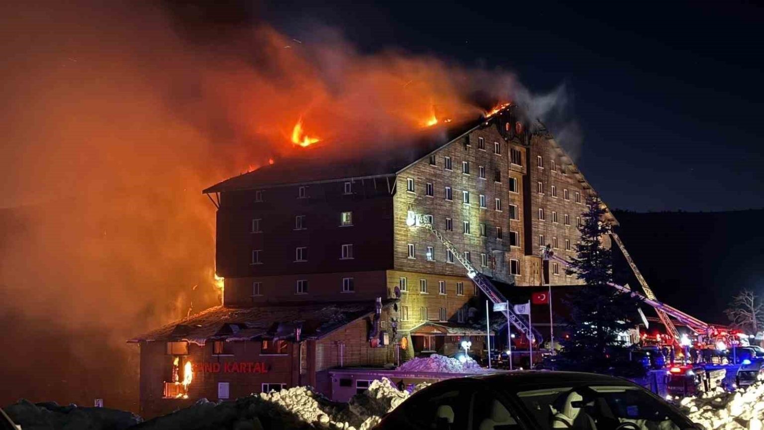 yangin-davasi-22-eylule-ertelendi-ara-karar-aciklandi