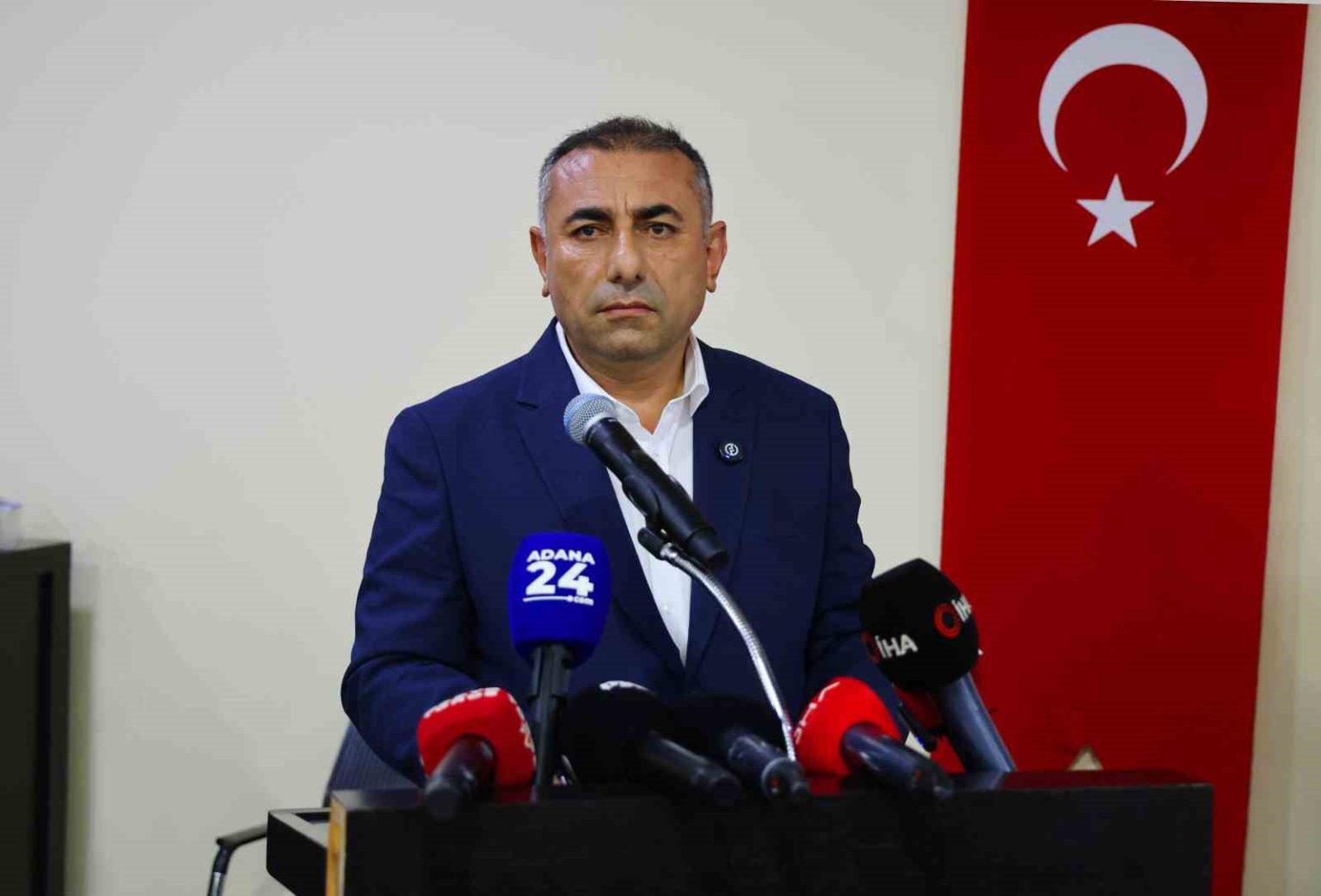 adana-buyuksehir-belediyesi-baskan-vekilligine-chpli-gungor-gecer-secildi