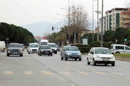 aydinda-arac-sayisi-644-bin-oldu