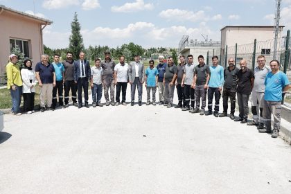 baskan-eyup-kahveciden-atik-su-aritma-tesisi-personeline-tesekkur-ziyareti