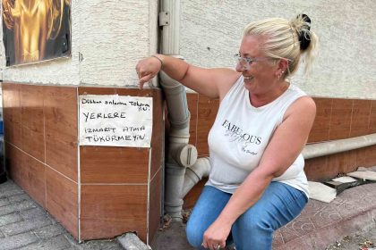 dukkaninin-onune-astigi-uyari-yazisi-ile-istedigi-sonucu-aldi