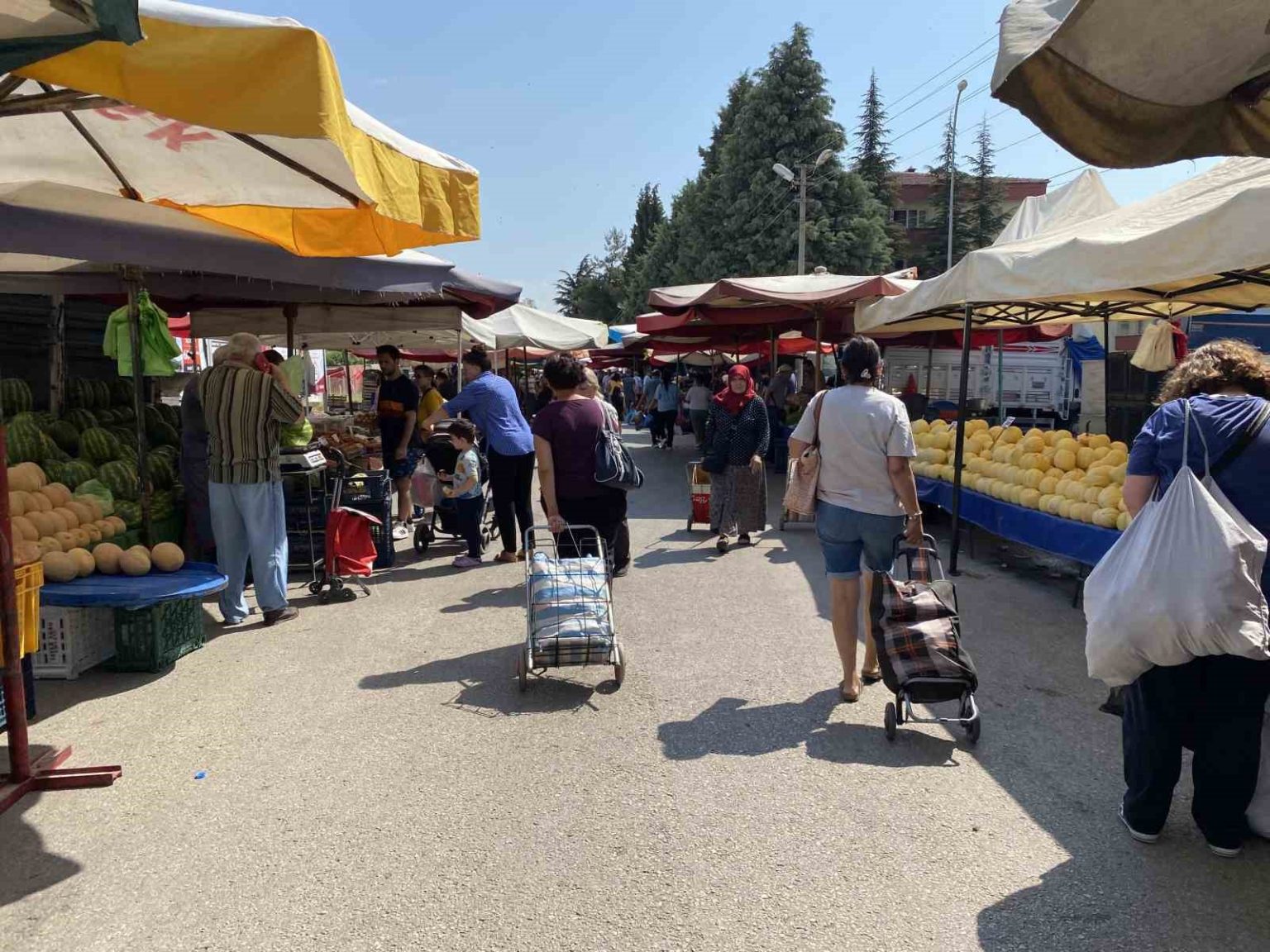 esnaf-carsamba-pazarinin-tasinmasini-istemiyor