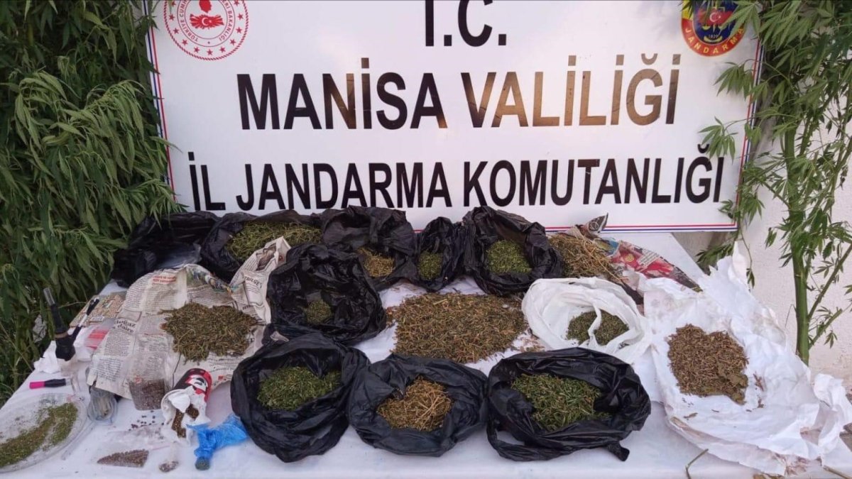 manisada-jandarmadan-uyusturucu-operasyonu-2-tutuklama
