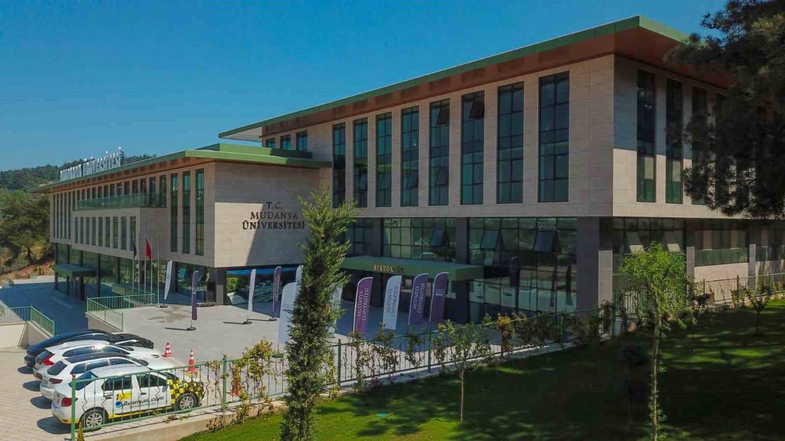 mudanya-universitesinde-9-yeni-bolum-daha-acildi