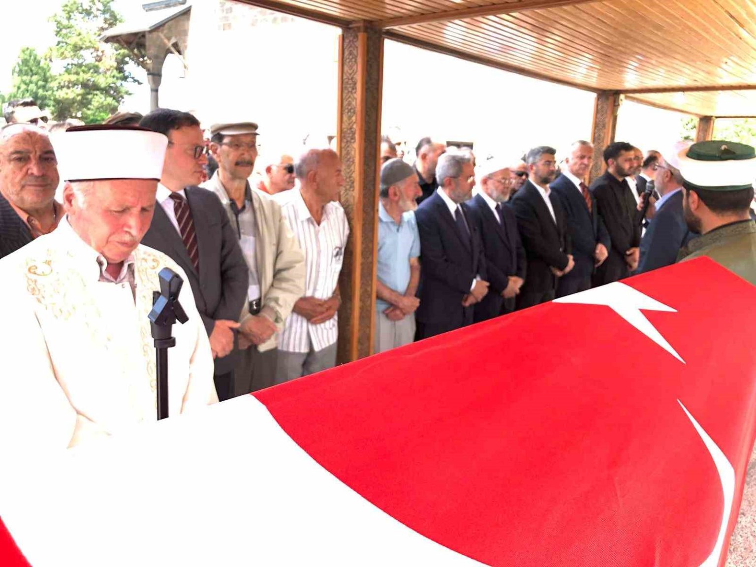 prof-dr-muammer-yaylali-dualarla-son-yolculuguna-ugurlandi