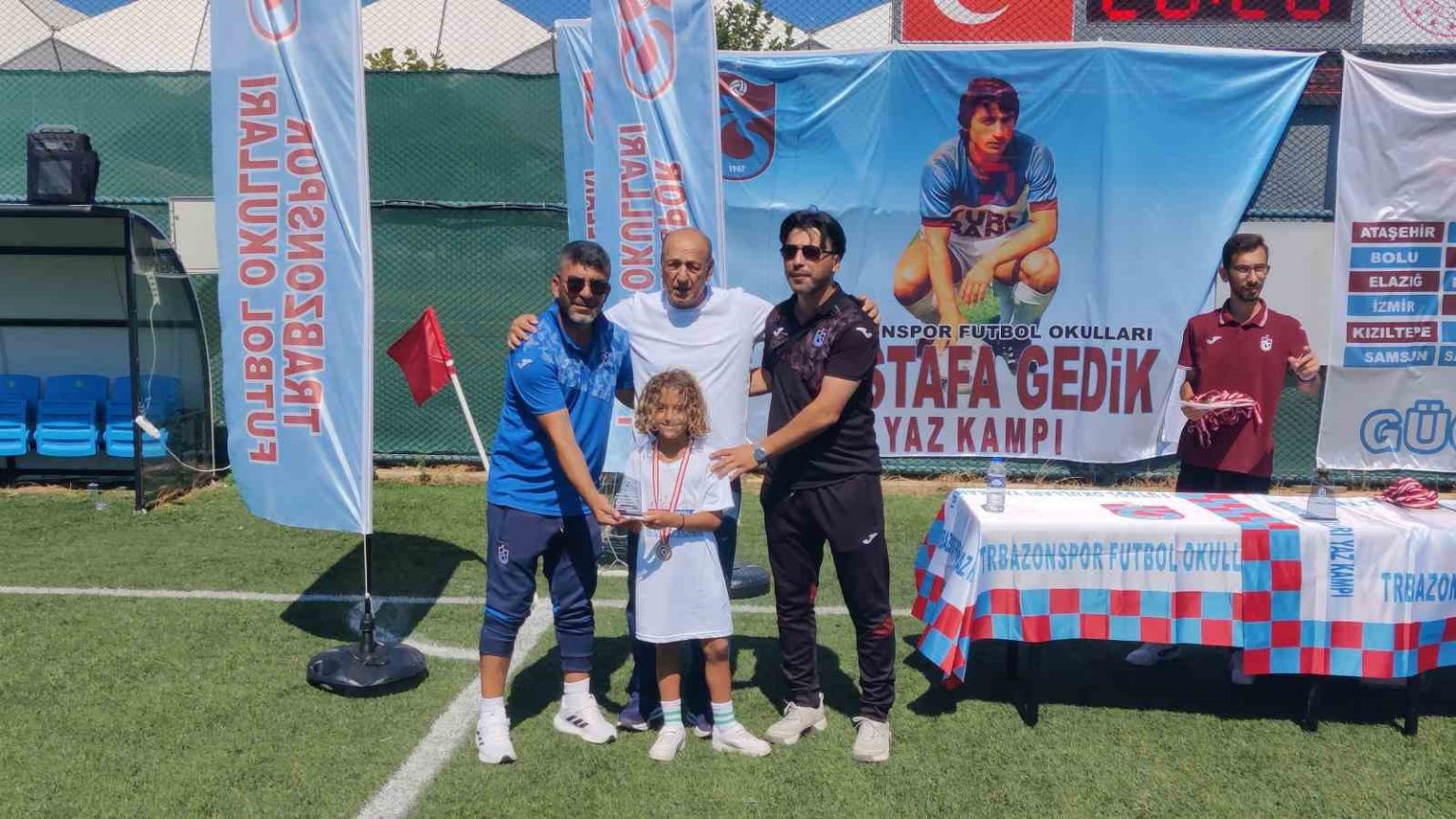 trabzonsporun-genc-yetenekleri-kampi-tamamladi
