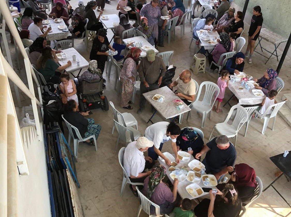 asagikocaklar-mahallesinde-muharrem-ayi-ikrami