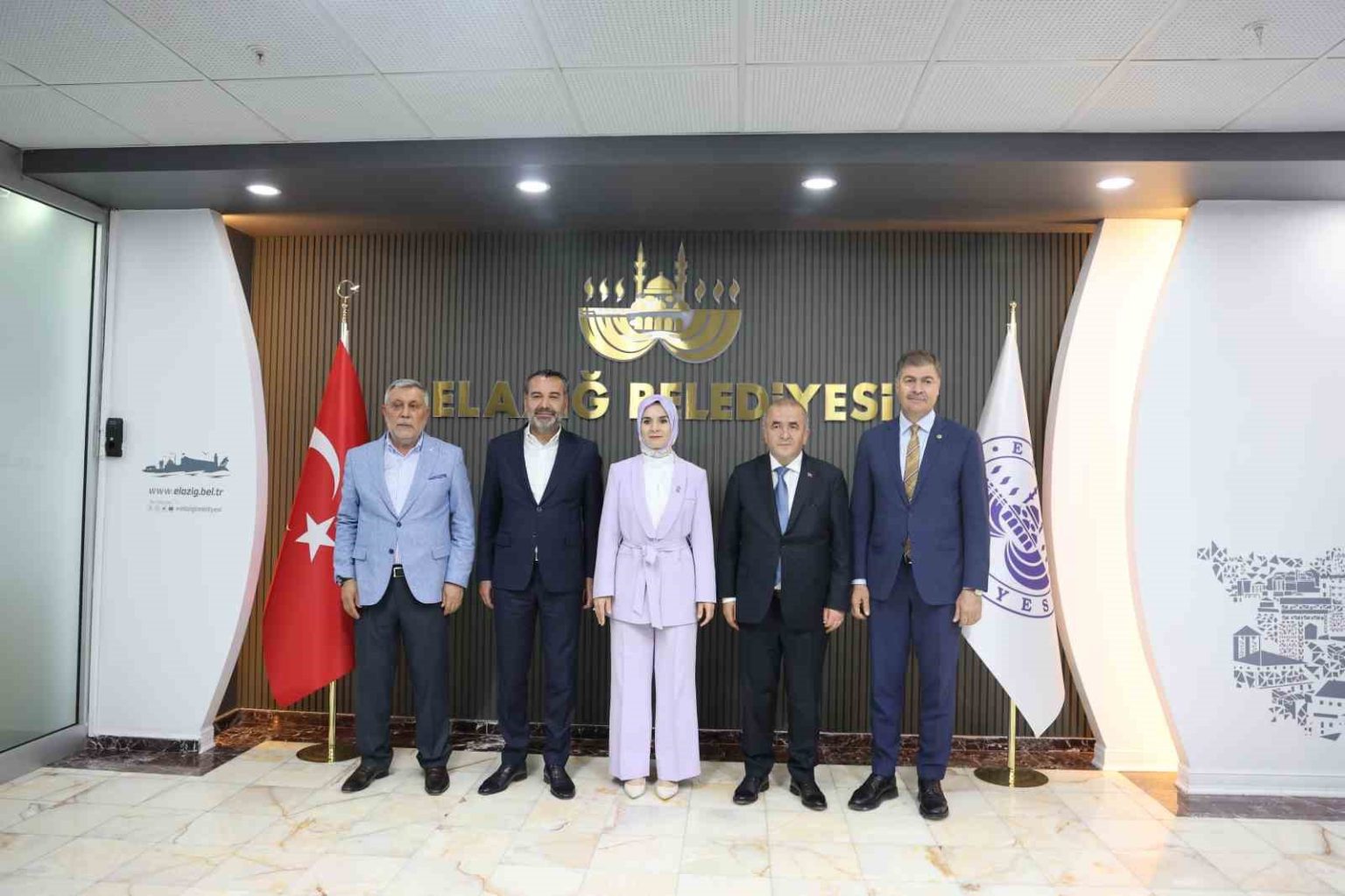 bakan-goktastan-ak-parti-il-baskanligi-ve-elazig-belediyesine-ziyaret