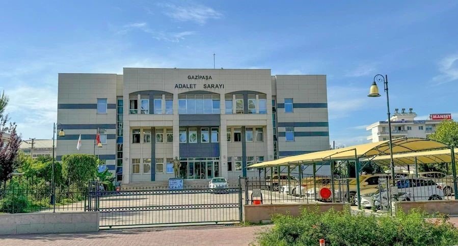 fetoye-finansman-saglayan-kadin-tutuklandi