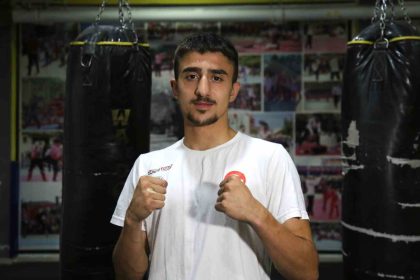 gunduz-sanayide-aksam-ringde-ter-dokuyor