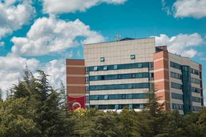acikogretimde-programlar-devam-ediyor-fakulteler-birlesti