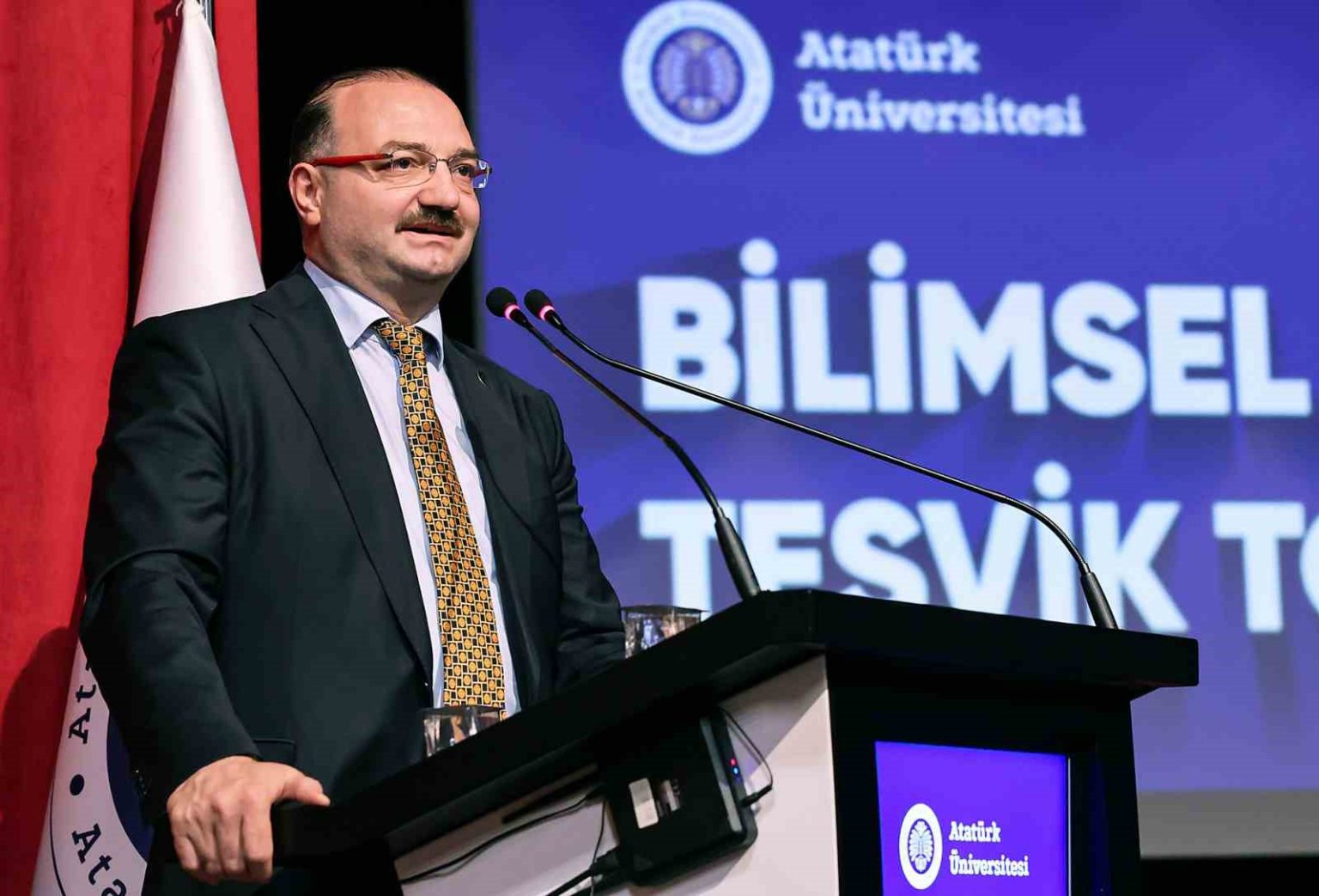 ataturk-universitesinin-kalitesi-tarihinde-ilk-kez-tam-akreditasyon-ile-tescillendi