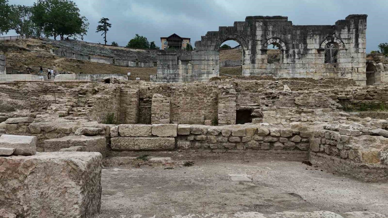 kazmayi-vurdukca-tarih-cikiyor