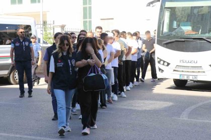 luks-villaya-cagri-merkezi-kuran-dolandiricilik-sebekesine-ikinci-dalga-operasyon-9-tutuklama