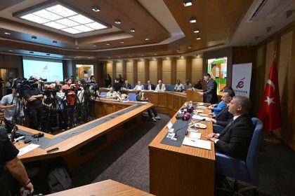 anadolu-universitesi-ev-sahipliginde-eskisehir-sempozyumu-tanitim-toplantisi-gerceklestirildi