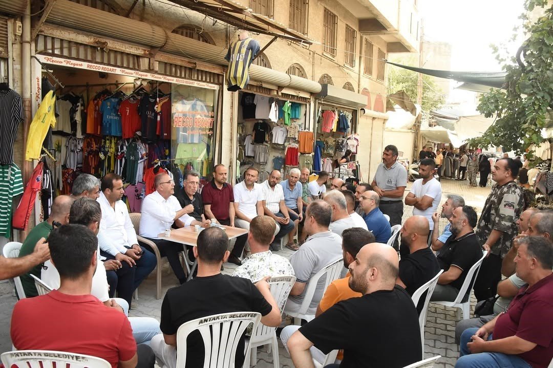 baskan-yapar-uzun-carsi-esnafiyla-bir-araya-geldi