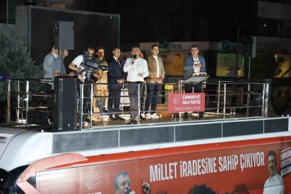 chp-genel-baskani-ozel-aksarayda-mitinge-katildi