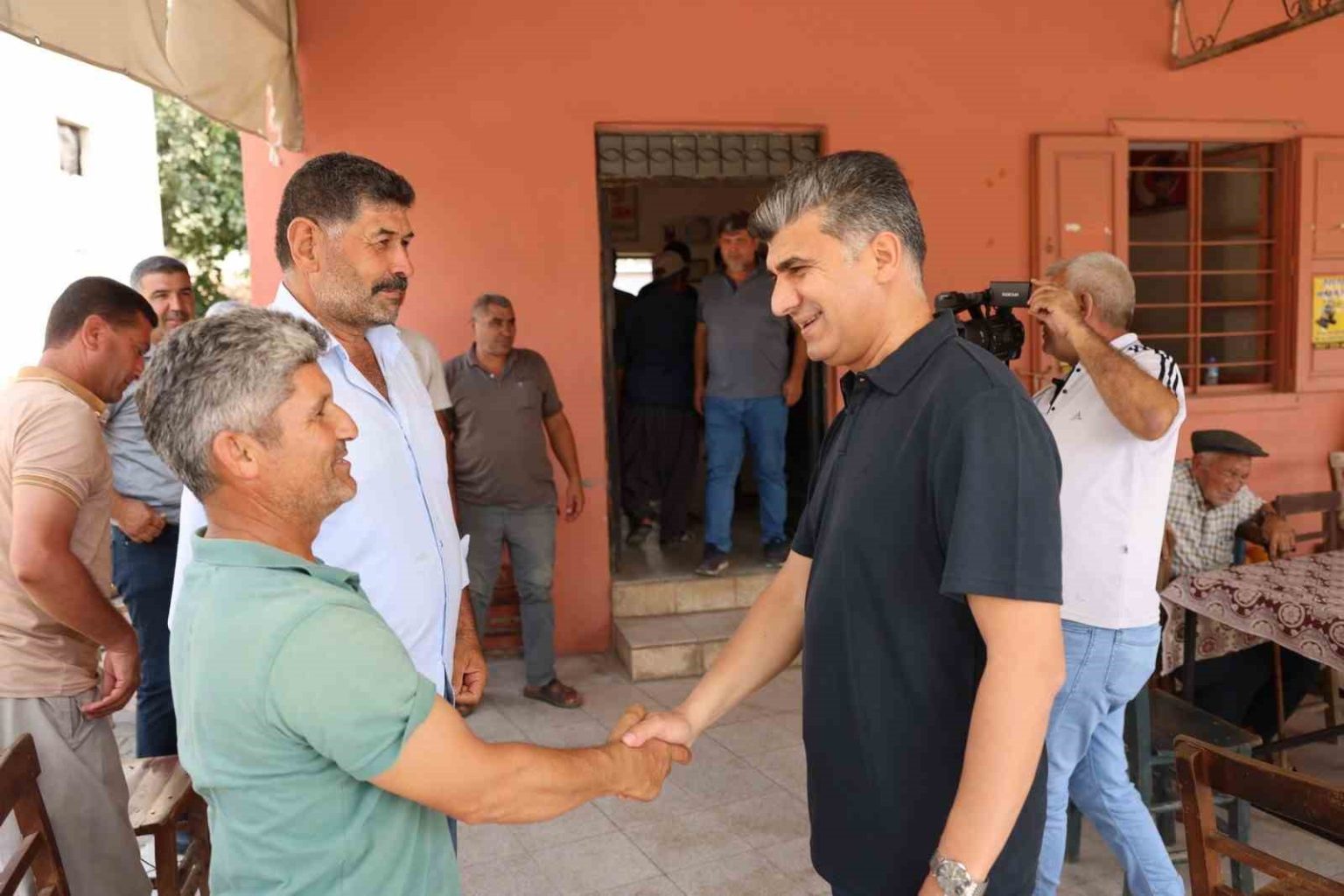 sener-igdir-mahallesinde-vatandaslarla-bulustu