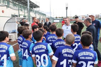 sincanda-yaz-futbol-okulu-basliyor