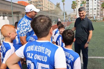 yaz-spor-kurslari-ile-akdenizli-cocuklar-gelecege-hazirlaniyor
