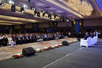 ak-parti-yerel-yonetimler-bolge-toplantisina-sakarya-ev-sahipligi-yapiyor