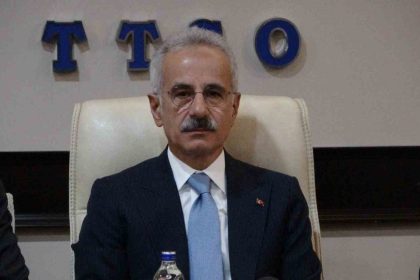 bakan-abdulkadir-uraloglu-turkiyede-denize-yapilan-3-havalimanini-trabzon-icin-tasarladik